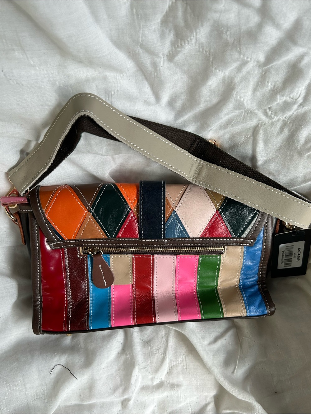 Multi-Color Diamond Patchwork Shoulder Bag - Picture 3 of 4